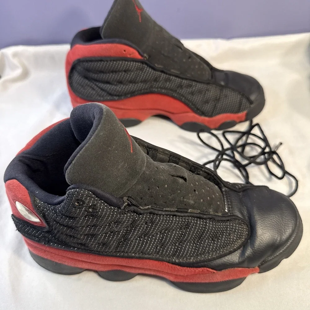 Nike Air Jordan 13 Retro Bred Black Red 7Y Pre-Owned 2017 Release